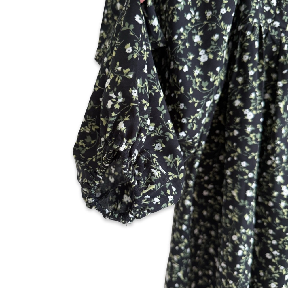 ARULA Black Floral Smocked Mini Dress - Picture 5 of 12